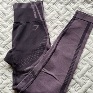 gymshark black and gray geo seamless leggings (full length)